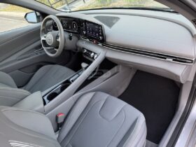 Hyundai 2022 Elantra
